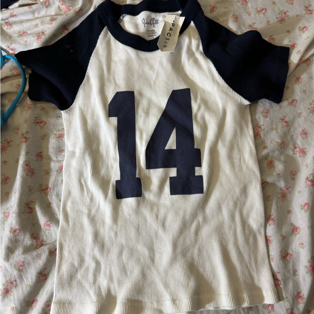 brandy melville 14 cropped baseball navy tee